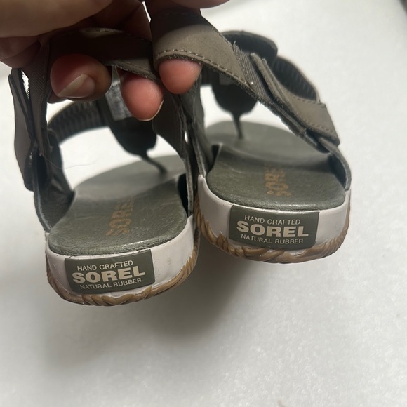 Sorel Stylish Olive Sandals size 8.5 comfy summer main image 5